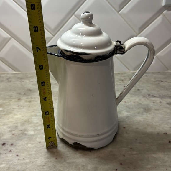 Vintage Enamelware Teapot - Picture 7 of 7